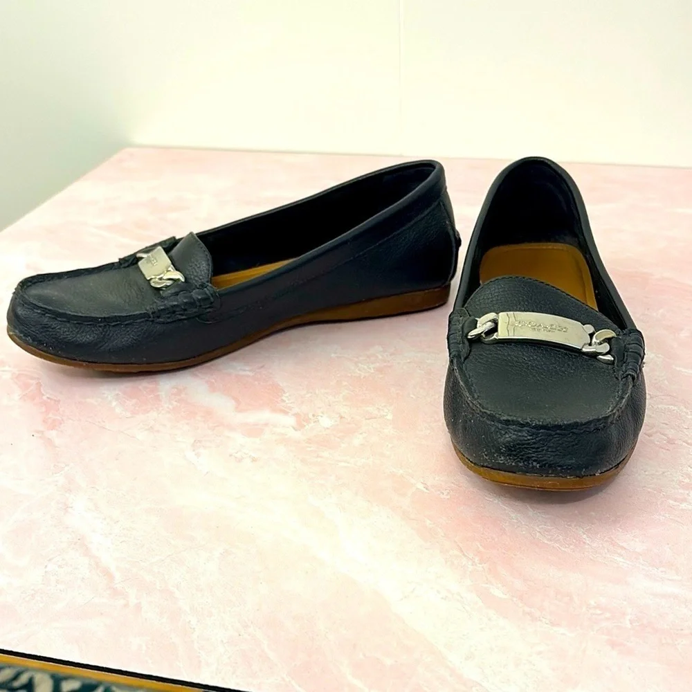 Coach Pebble Leather Navy Loafers A7751‎ Silver Hardware Women’s Size 7.5 B